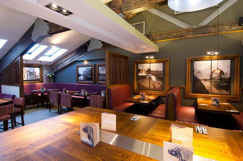 Premier Inn Kidderminster Ngoại thất bức ảnh