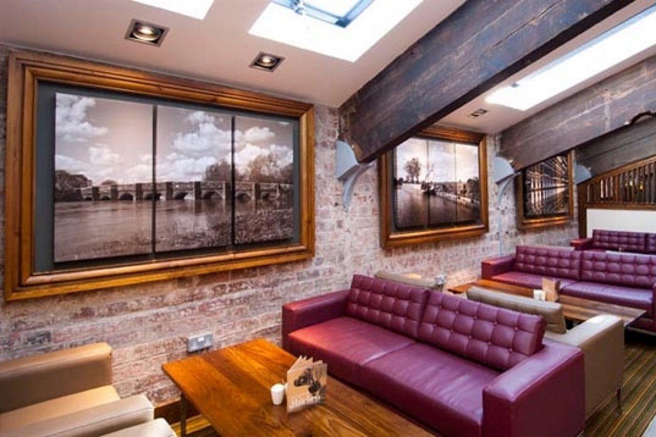 Premier Inn Kidderminster Ngoại thất bức ảnh