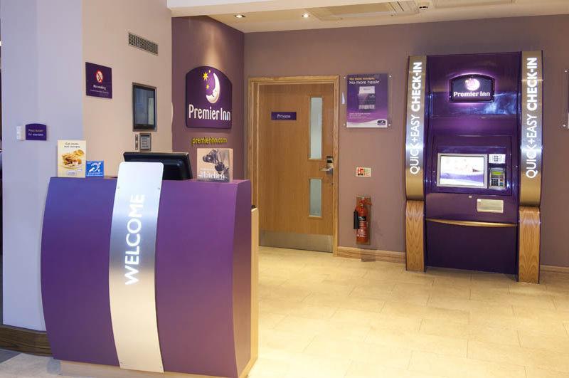 Premier Inn Kidderminster Ngoại thất bức ảnh